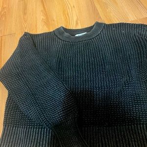 Black cropped knitted sweater. Old Navy size small.
